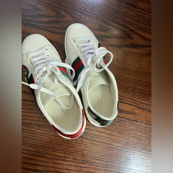 Gucci Ace Embroidered Arrow Sneakers Size 7 Pre-owned With dust Bag And box. - Picture 4 of 10